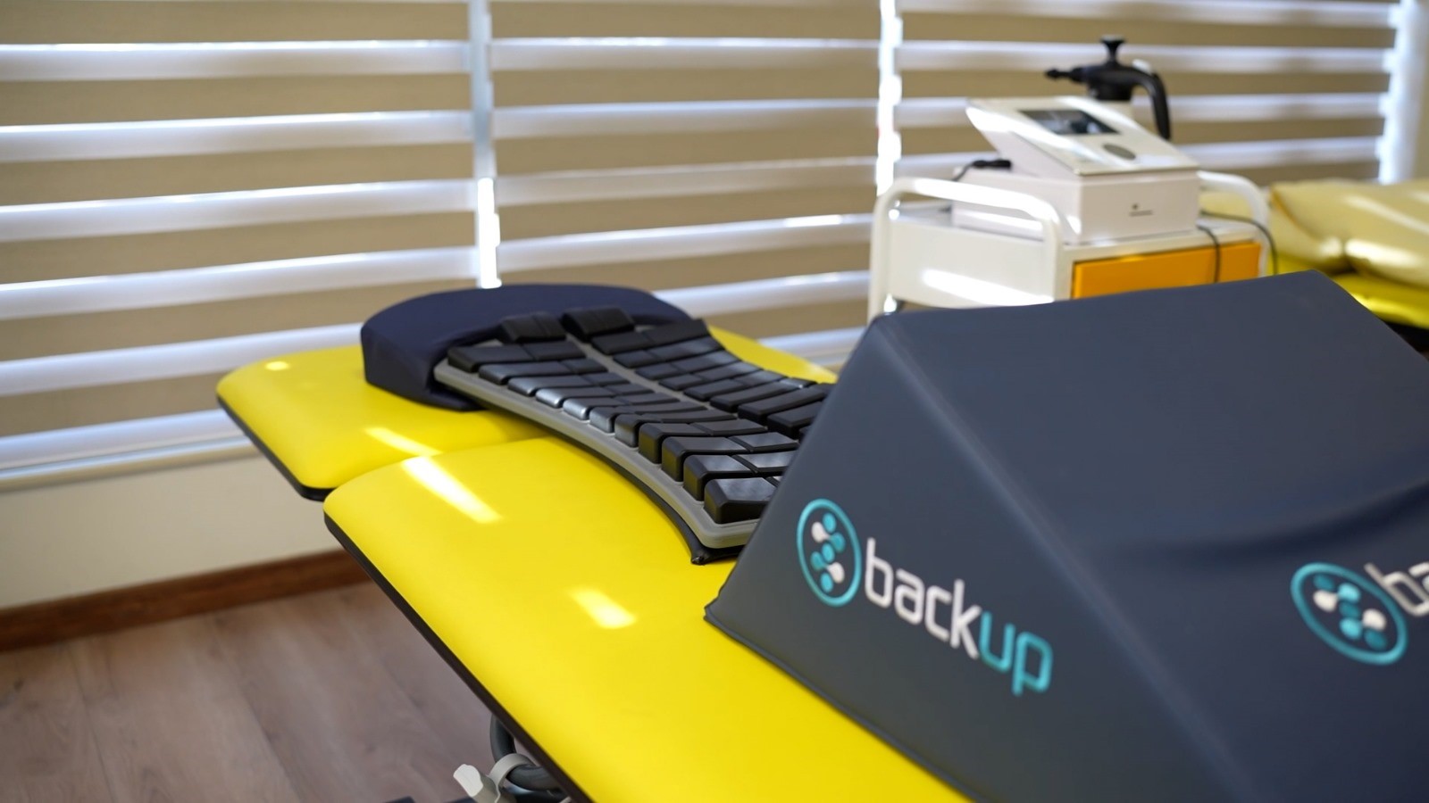 Permanent solution to spine problems with holistic approach and technology