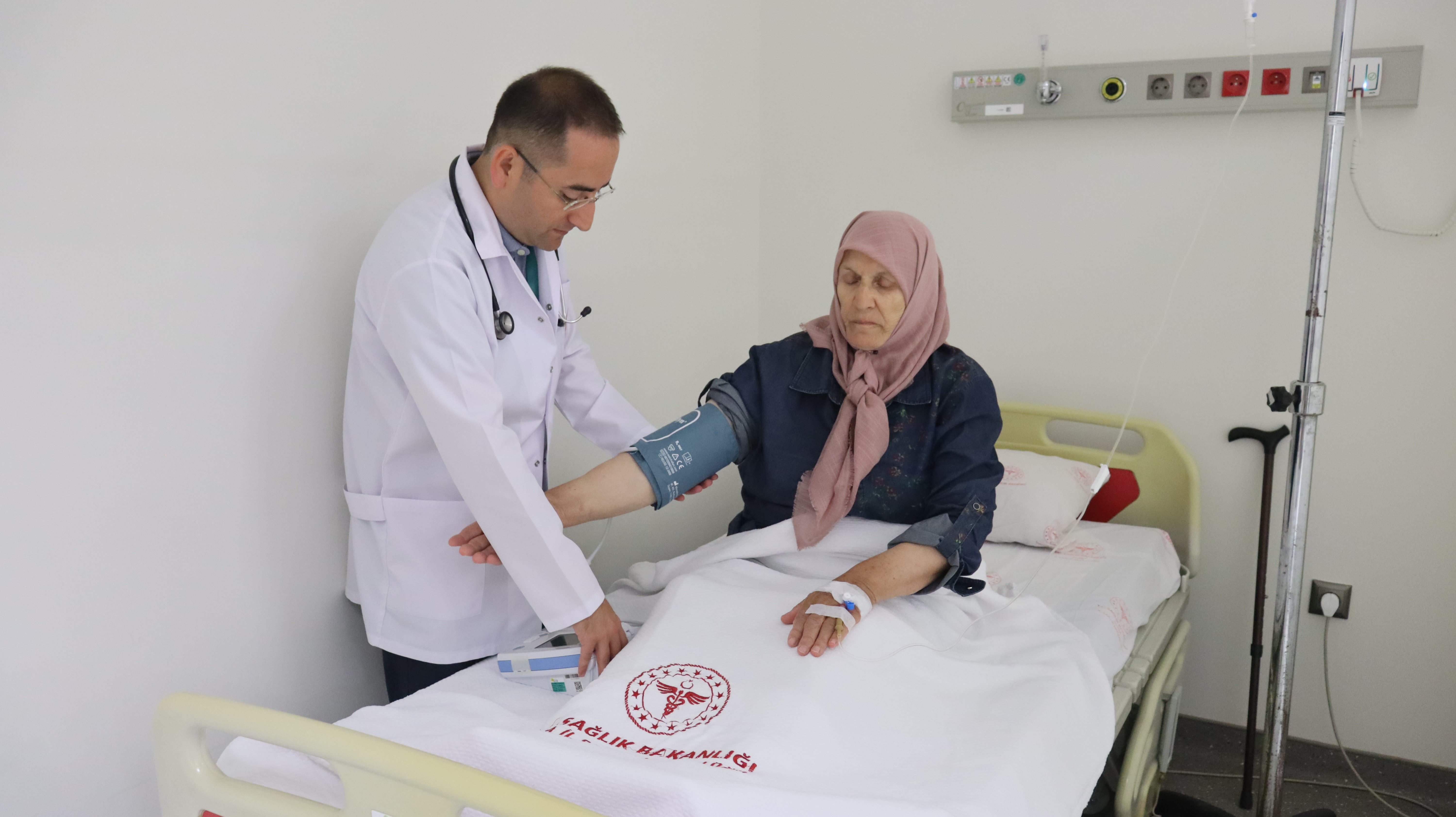 Extreme heat can lead to fatal consequences in elderly and chronic patients!