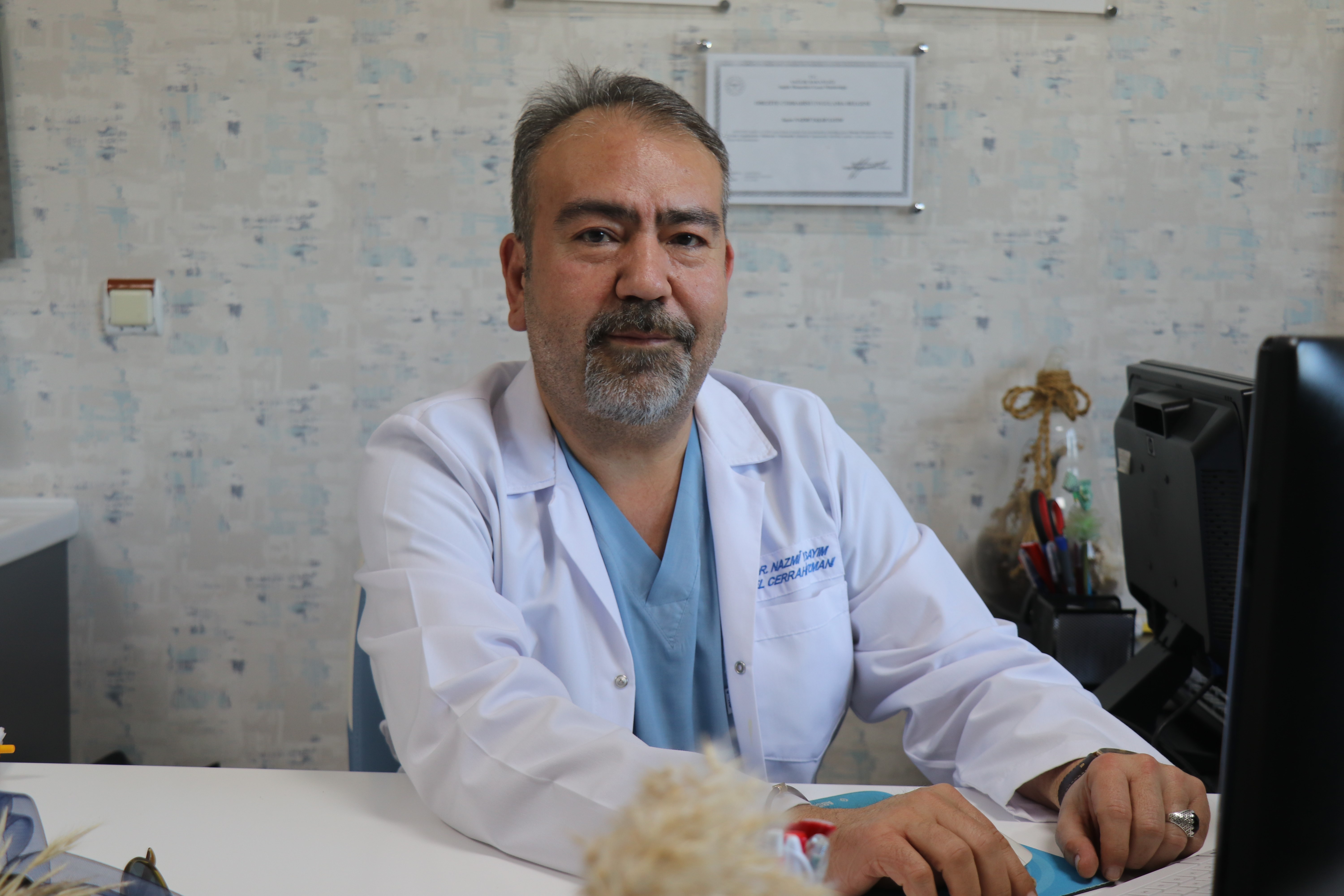 Attention to the 40s in colon cancer